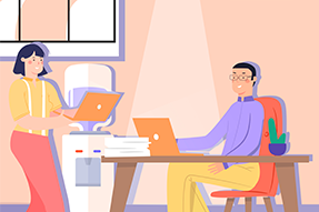 每日分享：人事外包与传统人事管理的比较