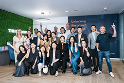 从中国到伦敦：J9国际站 J9 国际的 “无边界” 平台，让优秀者与世界对话